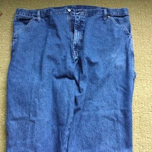 Wrangler men jeans. Size 40x32. Color blue.
